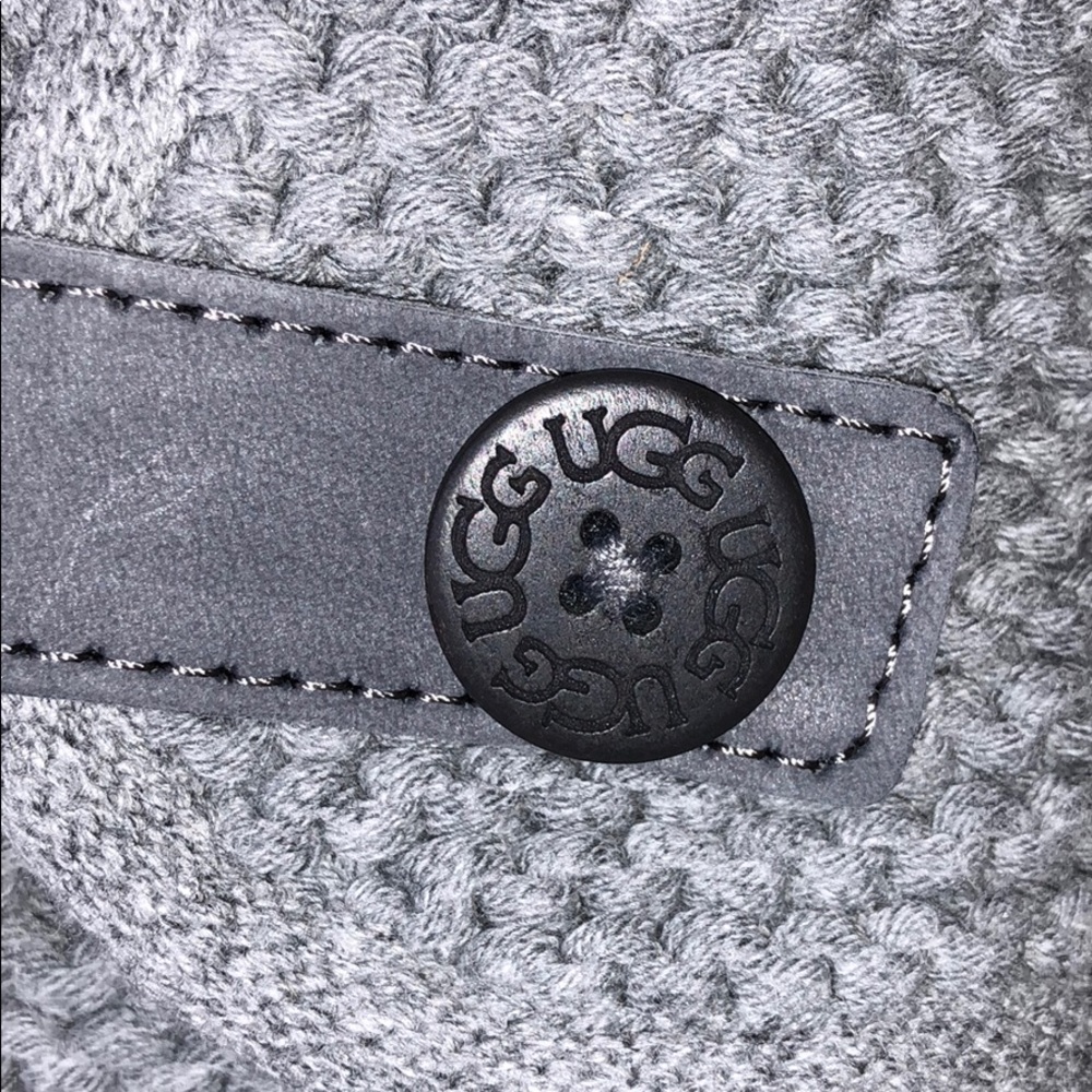 Ugg Shaina Boot - Picture 4 of 7
